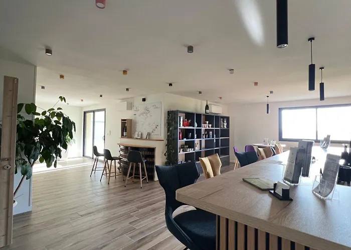 D'hotes & Champagne Douard 3*