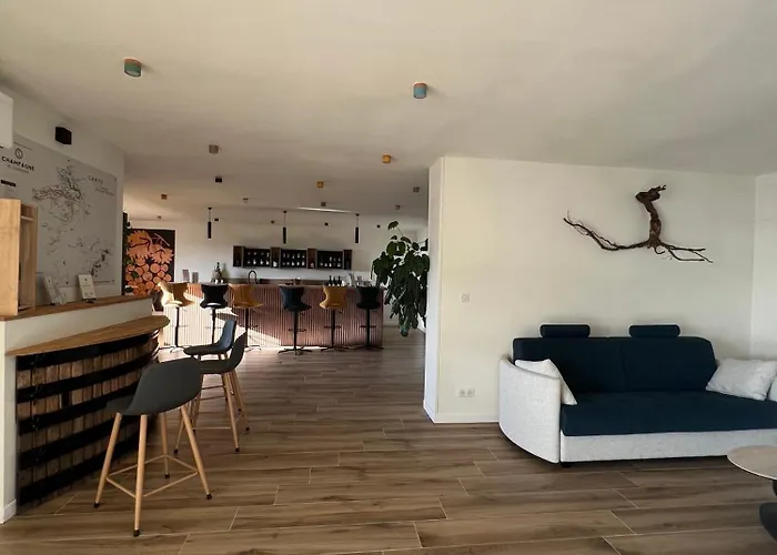 D'hotes & Champagne Douard