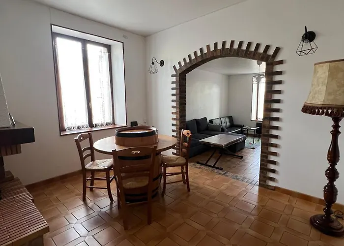 D'hotes & Champagne Douard Bed & Breakfast 3*